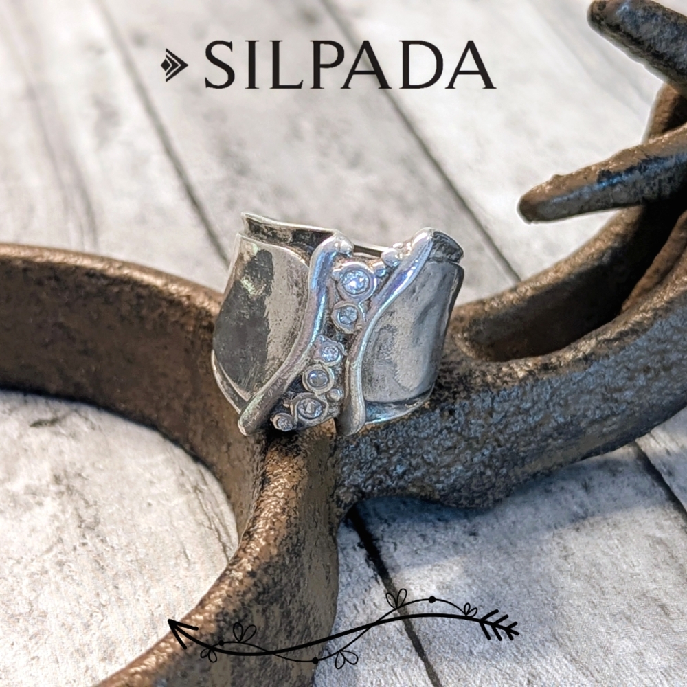 Silpada Retired Six Cubic Zirconia's Hammered Oxidized Wide Band Statement Rings